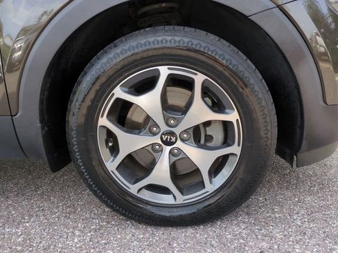 Used 2020 Kia Telluride EX AWD/4WD image 11