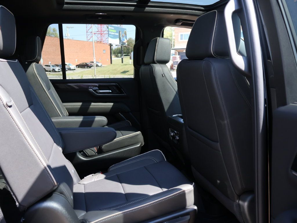 New 2026 GMC Yukon Elevation w/ LPO, Floor Liner Package AWD/4WD image 11