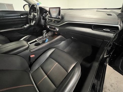 Used 2022 Nissan Altima 2.5 SR image 10