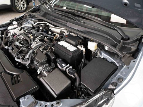 Used 2025 Toyota Corolla SE w/ SE Premium Package image 32