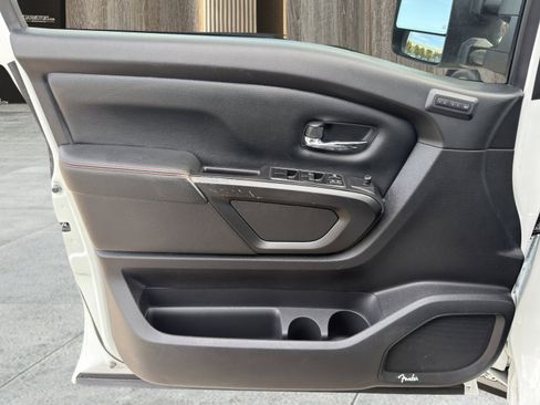 Used 2021 Nissan Titan PRO-4X w/ Pro-4x Convenience Package image 61