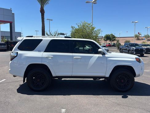 Used 2023 Toyota 4Runner SR5 Premium w/ SR5 Premium Package AWD/4WD image 7
