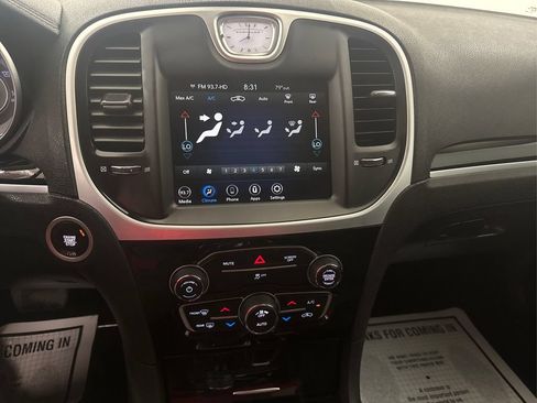Used 2023 Chrysler 300 Touring w/ Sport Appearance Package RWD image 38