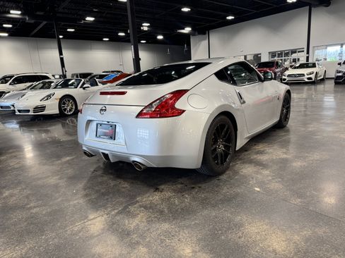 Used 2012 Nissan 370Z Coupe image 19