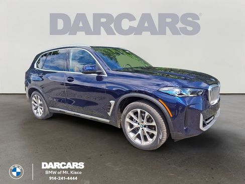 Certified 2024 BMW X5 xDrive40i w/ Premium Package AWD/4WD image 1