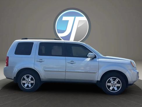 Used 2011 Honda Pilot Touring image 9