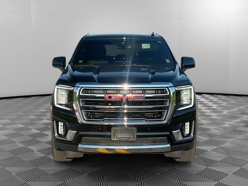 Used 2023 GMC Yukon XL SLT w/ SLT Premium Package AWD/4WD image 7