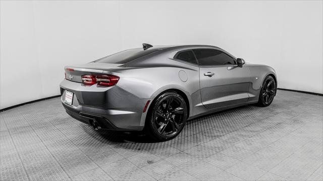 Used 2022 Chevrolet Camaro LT RWD image 8