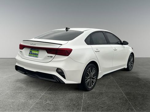 Used 2023 Kia Forte GT-Line w/ GT-Line Premium Package image 7