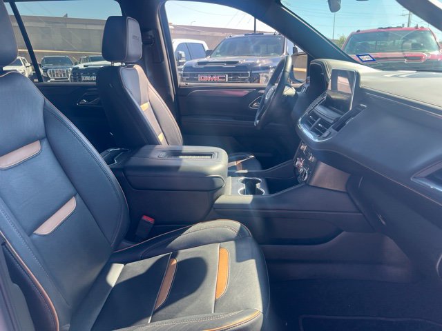Used 2023 GMC Yukon AT4 AWD/4WD image 6
