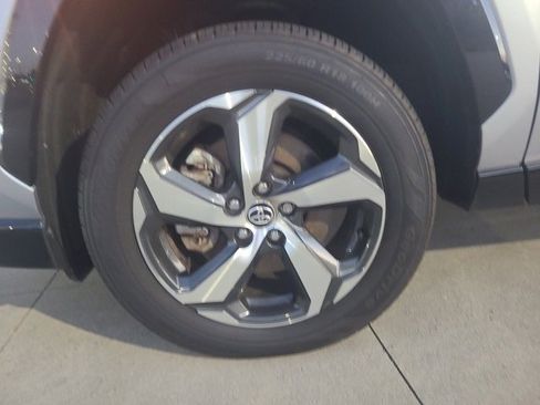 Used 2023 Toyota RAV4 SE image 12