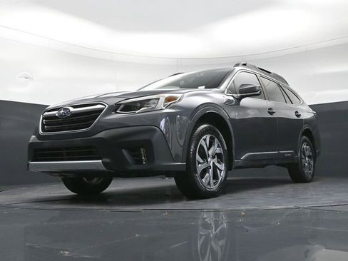Used 2021 Subaru Outback Limited XT w/ Popular Package #2 AWD/4WD image 34