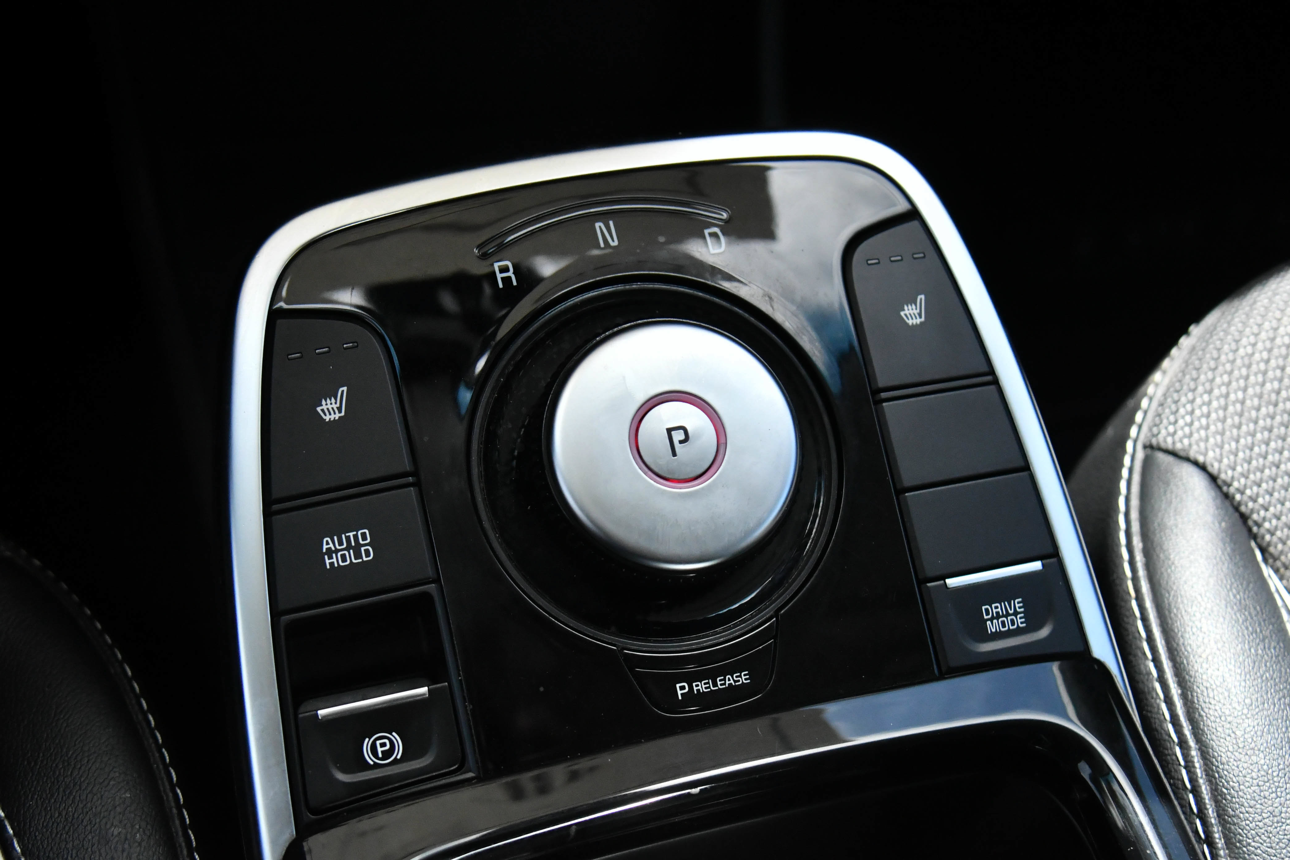 Used 2022 Kia Niro EX FWD image 28