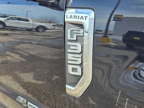 Used 2019 Ford F350 Lariat w/ Lariat Ultimate Package image 7