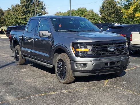 New 2025 Ford F150 XLT w/ Equipment Group 302A MID image 3