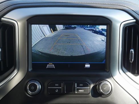 Used 2022 Chevrolet Silverado 1500 RST w/ Z71 Off-Road Package image 6