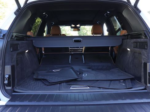 Used 2025 BMW X5 sDrive40i w/ M Sport Package image 14