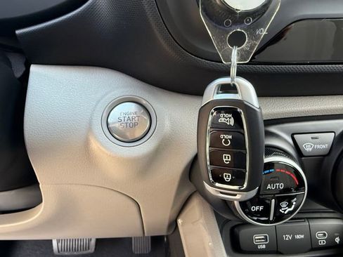 New 2026 Hyundai Venue SEL image 31