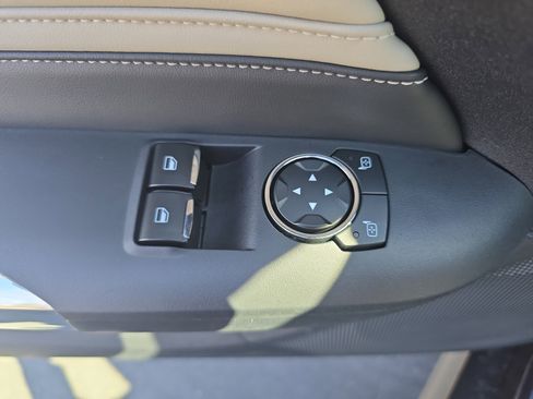 Used 2024 Ford Mustang Premium image 28