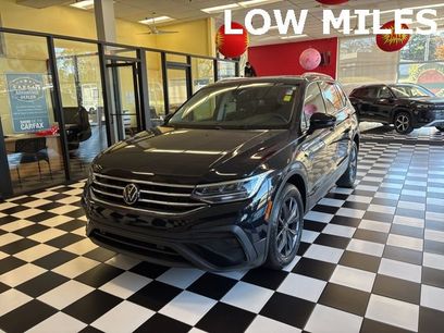 Certified 2022 Volkswagen Tiguan SE w/ Panoramic Sunroof Package