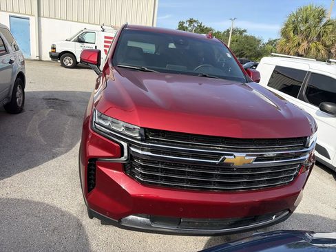 Certified 2023 Chevrolet Tahoe LT w/ Luxury Package RWD image 2