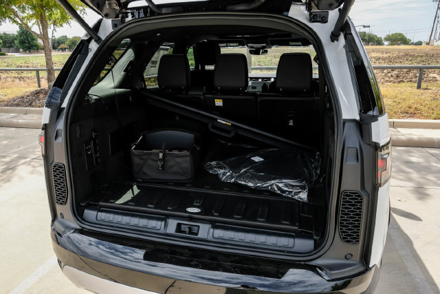 New 2026 Land Rover Discovery Limited Edition AWD/4WD image 65