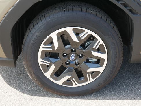 Certified 2025 Subaru Forester Premium AWD/4WD image 15