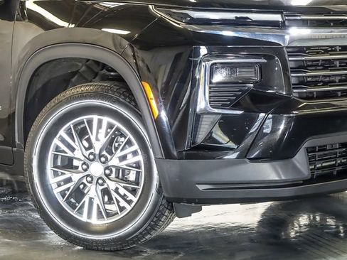 Certified 2024 Chevrolet Traverse LT image 4