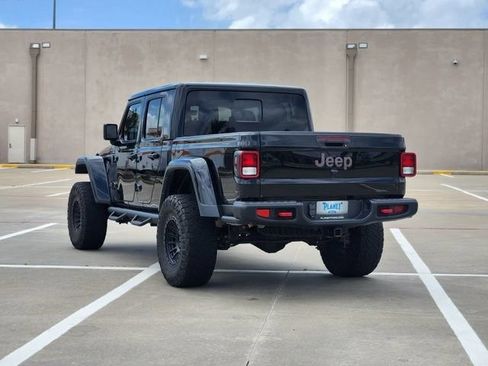 Used 2023 Jeep Gladiator Rubicon w/ Cold Weather Group AWD/4WD image 7