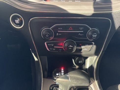 Used 2023 Dodge Charger SXT w/ Blacktop Package image 15
