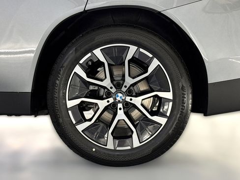 Used 2026 BMW X3 xDrive30 w/ Premium Package image 11