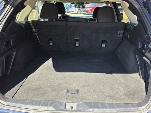 Used 2023 Subaru Outback Premium AWD/4WD image 28