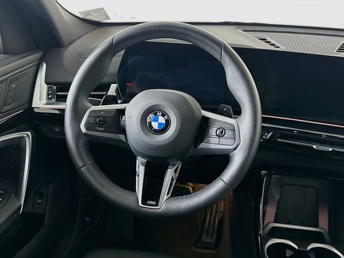 Used 2025 BMW X2 xDrive28i image 18