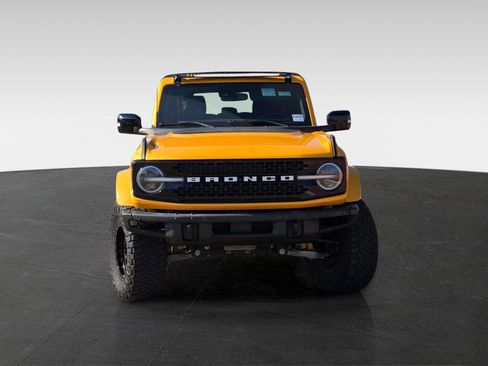 Used 2021 Ford Bronco Wildtrak image 3