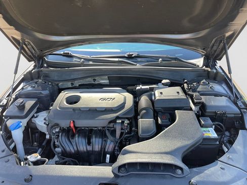 Used 2019 Kia Optima S FWD image 10