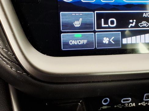 Certified 2025 Subaru Outback Premium w/ Popular Package #1A AWD/4WD image 20