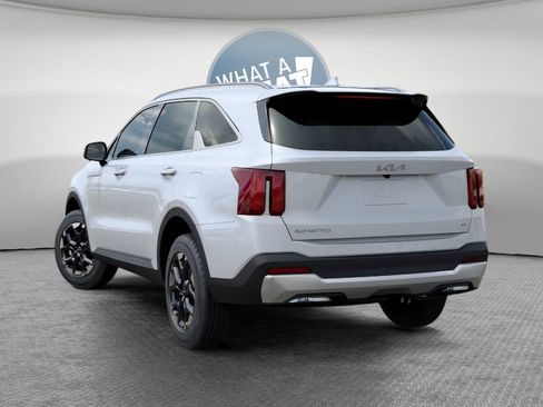 New 2026 Kia Sorento S AWD/4WD image 4