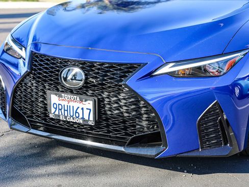 Used 2025 Lexus IS 300 image 21