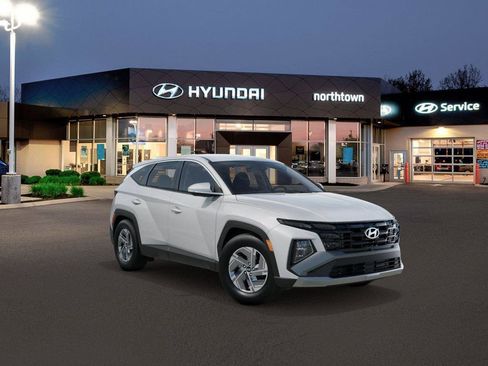 New 2026 Hyundai Tucson Blue SE AWD/4WD image 2