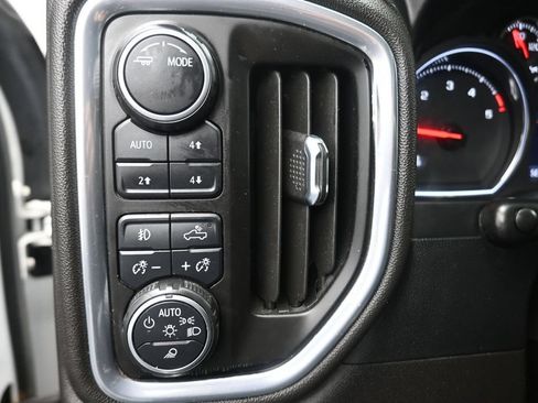 Used 2022 Chevrolet Silverado 2500 LTZ w/ Safety Package AWD/4WD image 11