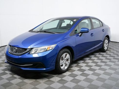 Used 2015 Honda Civic LX image 3