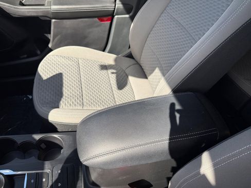 Certified 2022 Ford Escape SE image 14