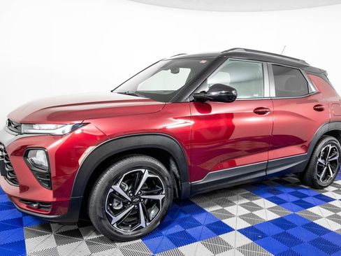 Used 2023 Chevrolet TrailBlazer RS w/ Sun and Liftgate Package image 1