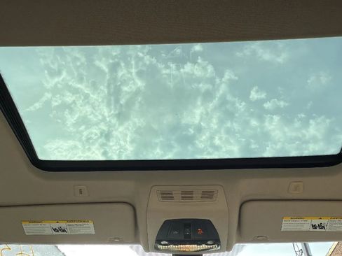 Used 2015 BMW 528i xDrive 528i xDrive Sedan 4D image 29