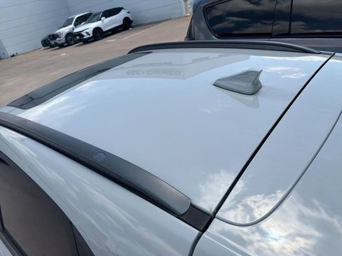 Used 2022 Hyundai Kona SEL w/ Convenience Package FWD image 5