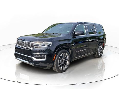 Used 2022 Jeep Grand Wagoneer Series II AWD/4WD image 4