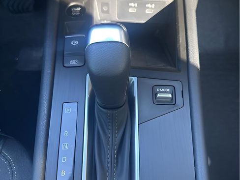 Used 2026 Nissan Kicks SV w/ SV Premium Package AWD/4WD image 11