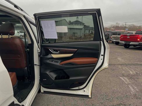 Used 2019 Subaru Ascent Touring image 22