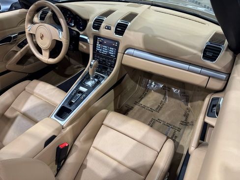 Used 2015 Porsche Boxster RWD image 33