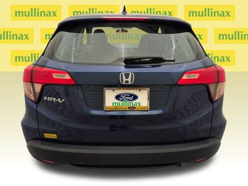 Used 2016 Honda HR-V LX image 30